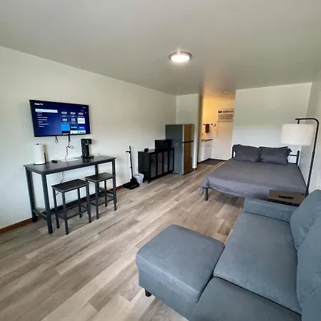 Unit 15 - Stand Rock Apartment